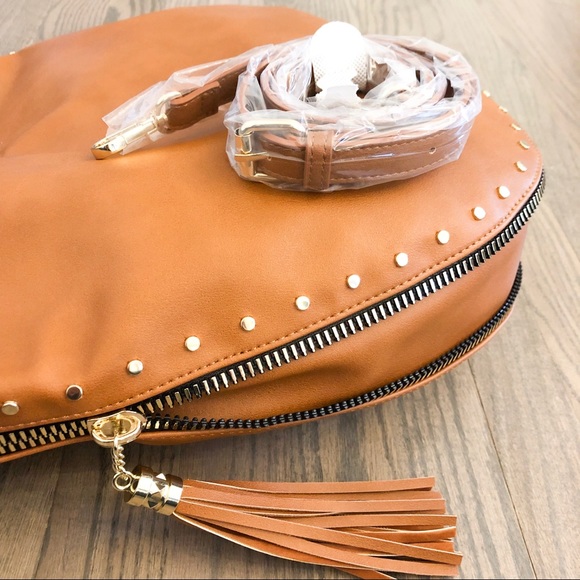 Brown Oversized Boho Purse - Picture 5 of 5